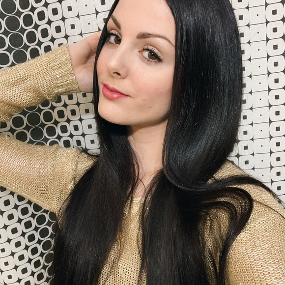 Meet your Posher, Alena - Picture 1 of 1